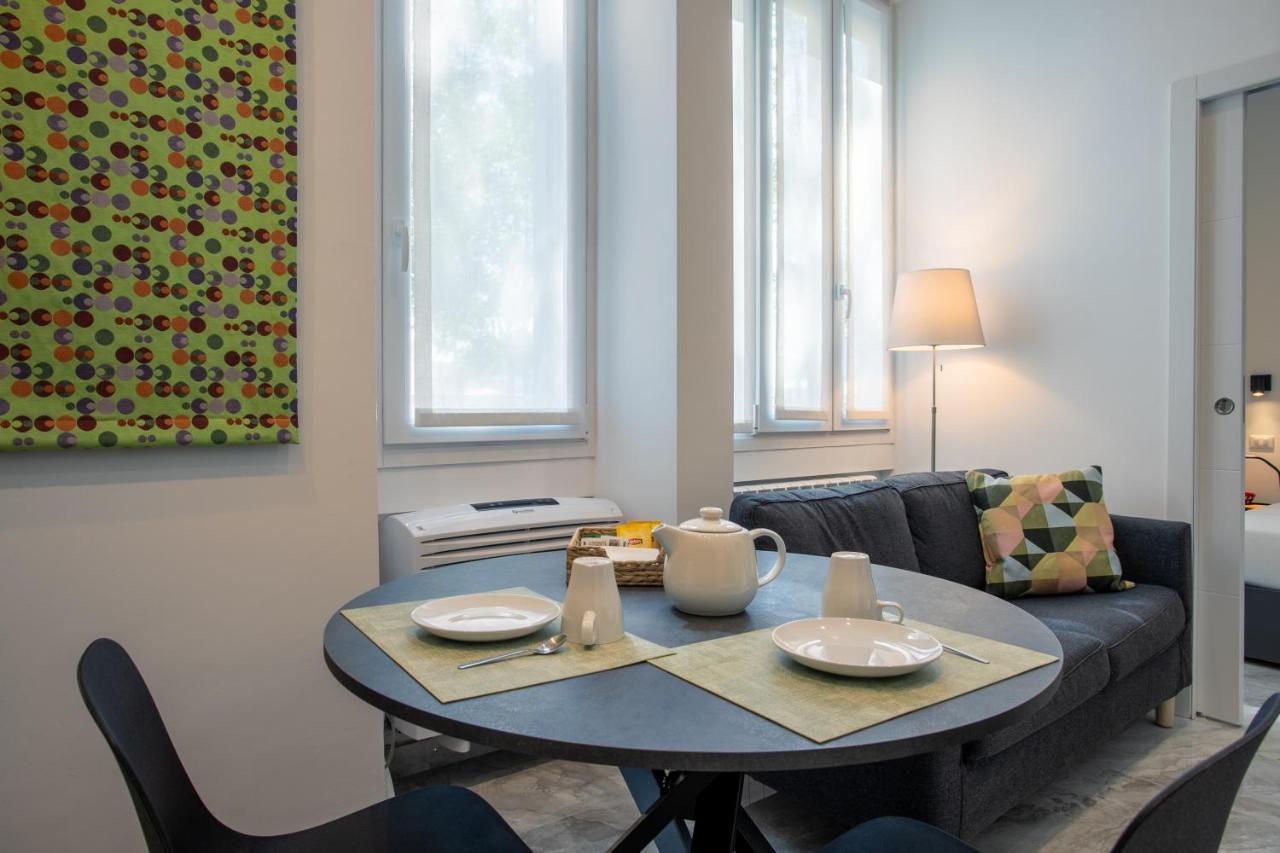 Luna Homes - Bilocale In Mac Mahon Milan Luaran gambar