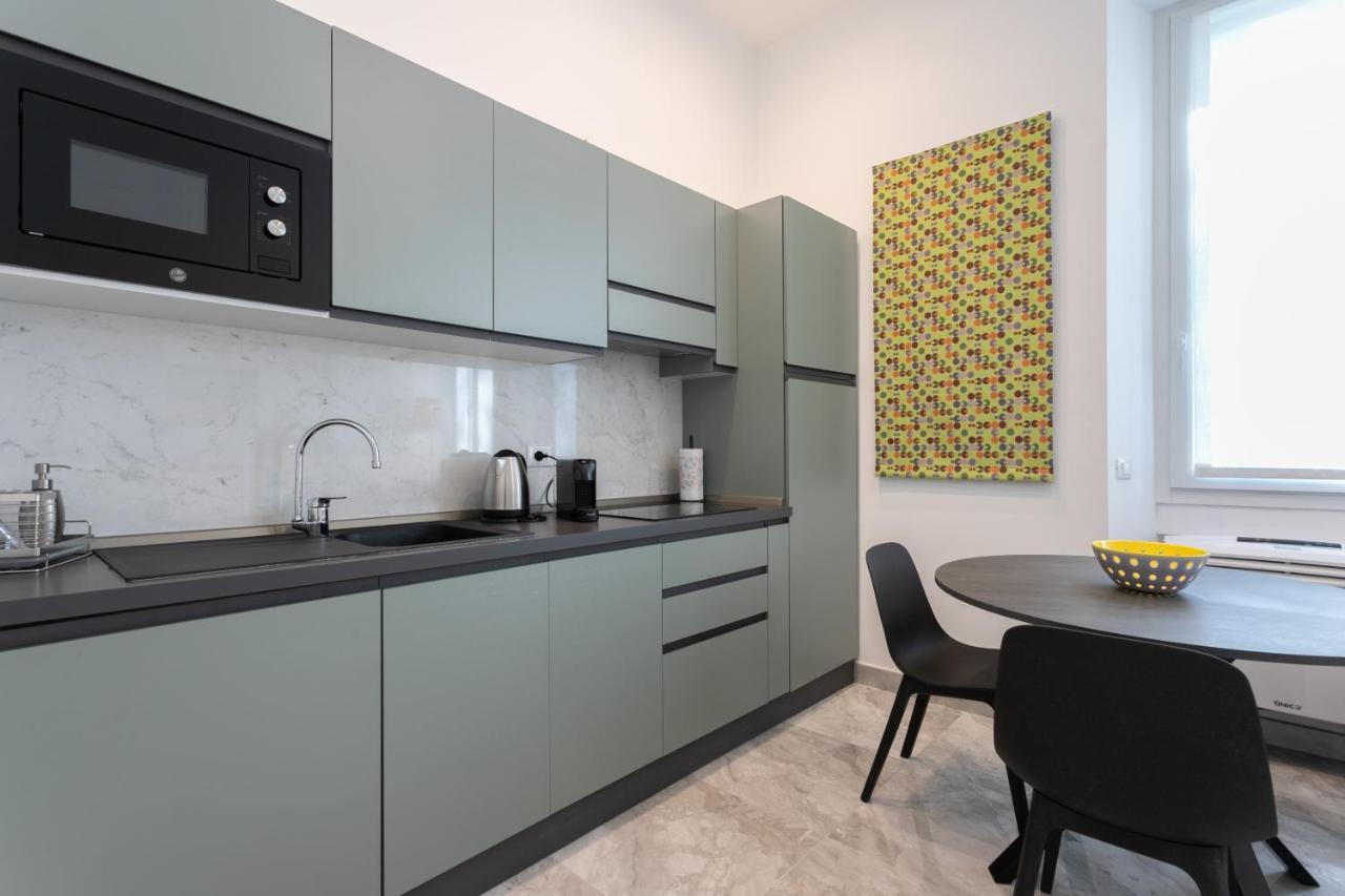Luna Homes - Bilocale In Mac Mahon Milan Luaran gambar