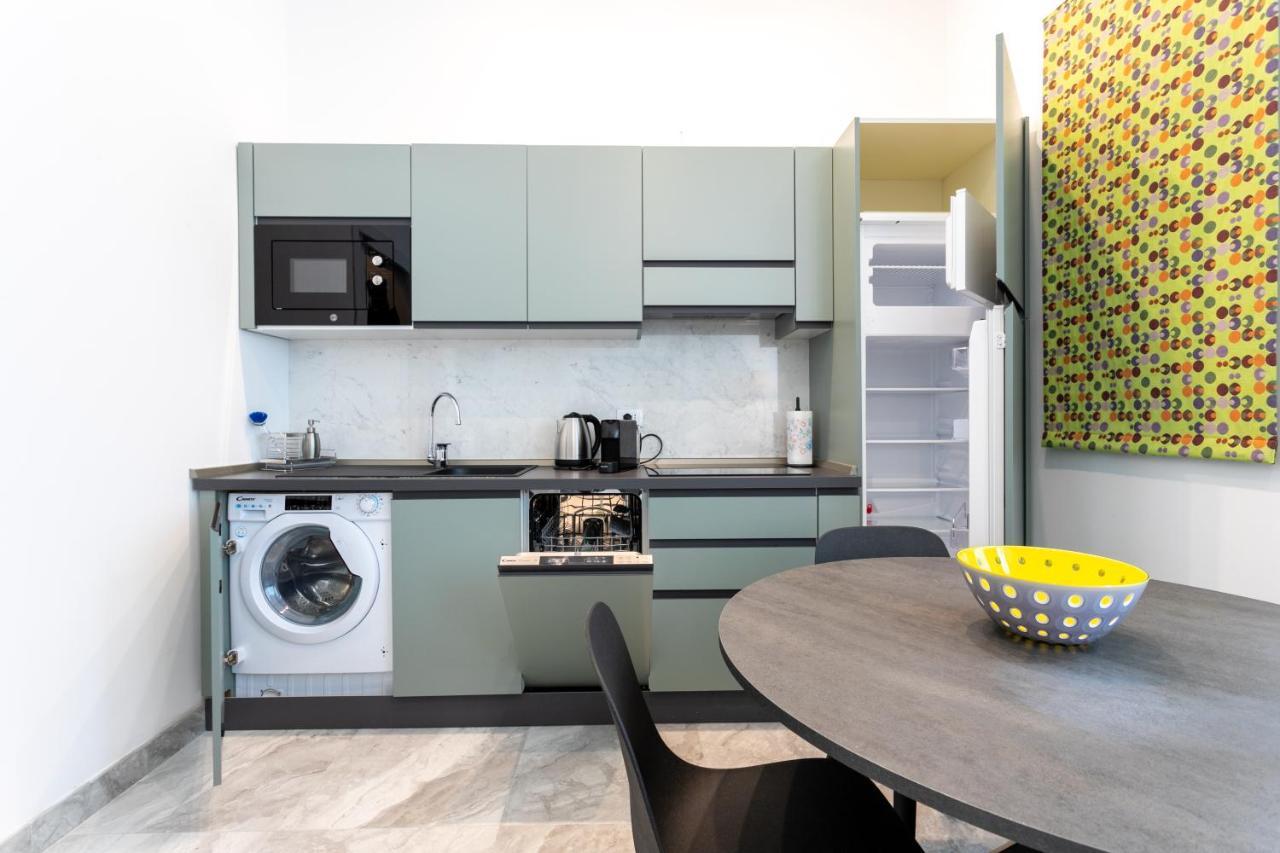 Luna Homes - Bilocale In Mac Mahon Milan Luaran gambar