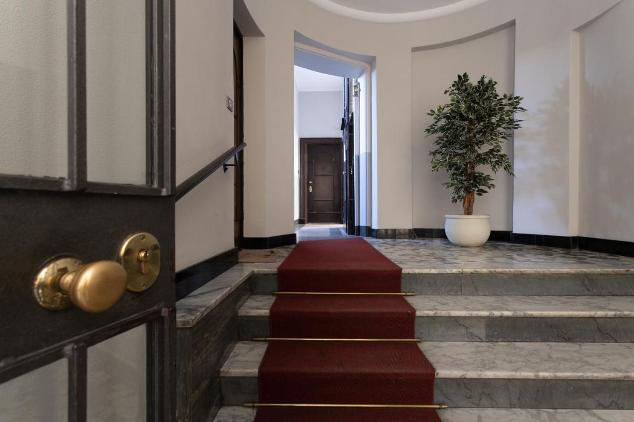 Luna Homes - Bilocale In Mac Mahon Milan Luaran gambar